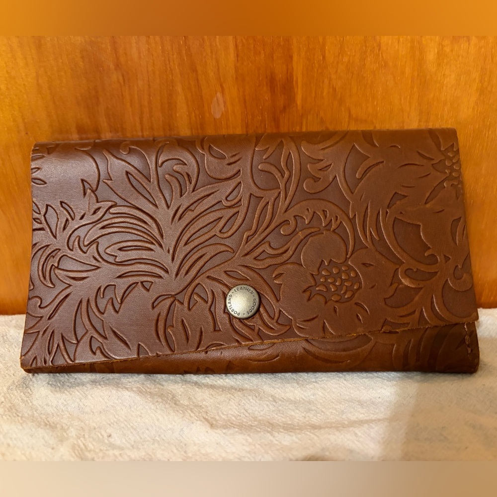 Portland Leather Meadow Embossed Tan Wallet